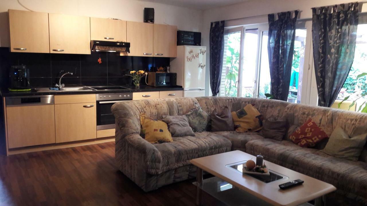 Wohnung Fuer Monteure Und Messebauer Algermissen Exteriér fotografie
