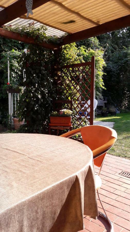 Wohnung Fuer Monteure Und Messebauer Algermissen Exteriér fotografie
